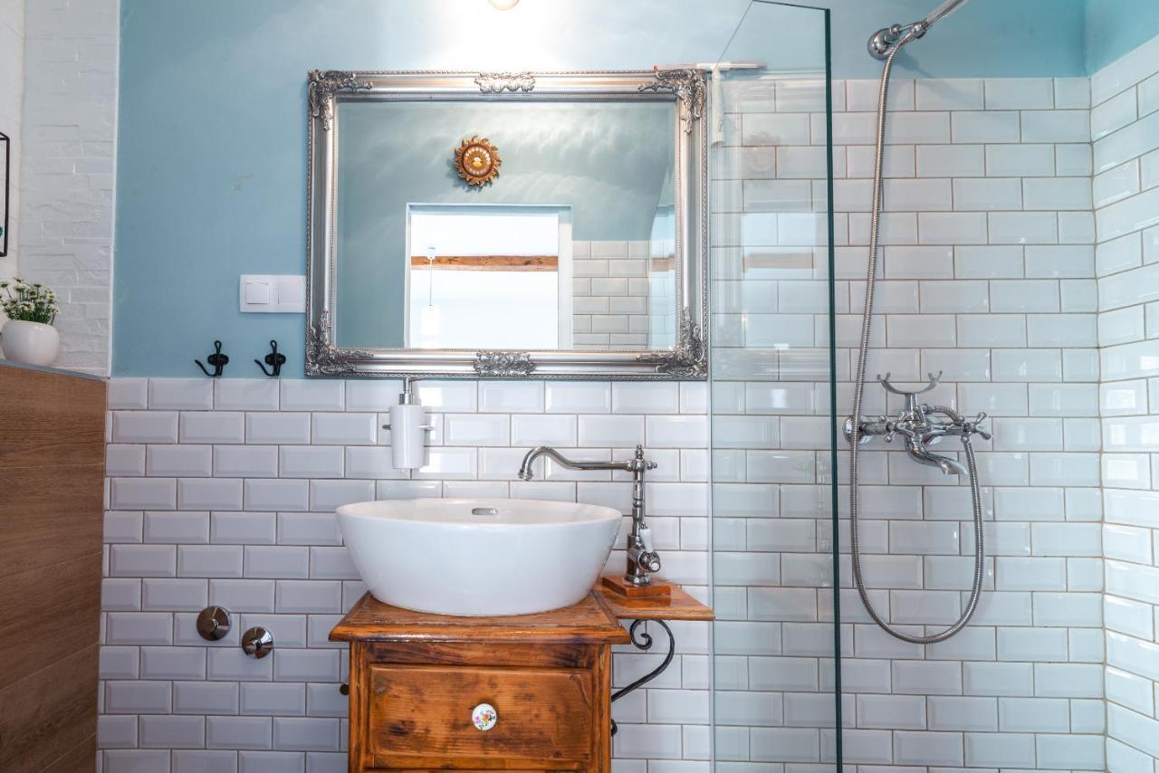 Villa Rustic Stone Begovi Dvori- 15 Minutes To